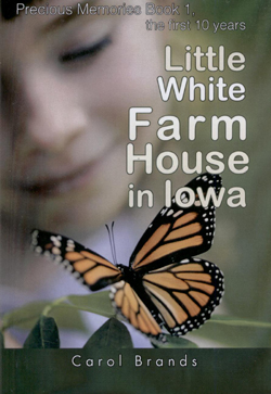 PM1 Little White Farm House in Iowa